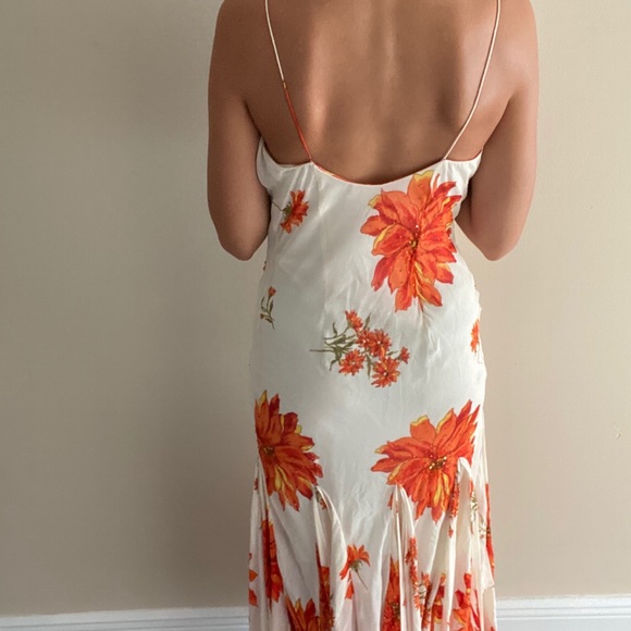 Summer Floral Sundress - Picture 2 of 5